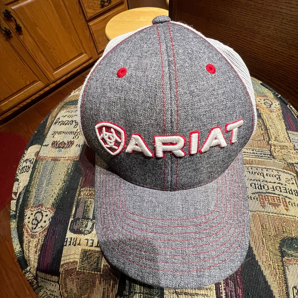 ARIAT hat